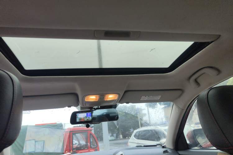 Used Changan CS75 2014 2.0L Manual Leading Version China IV Standard