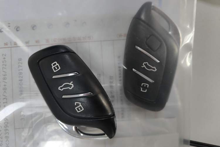 Used Roewe Clever 2021 302km Excellence Edition
