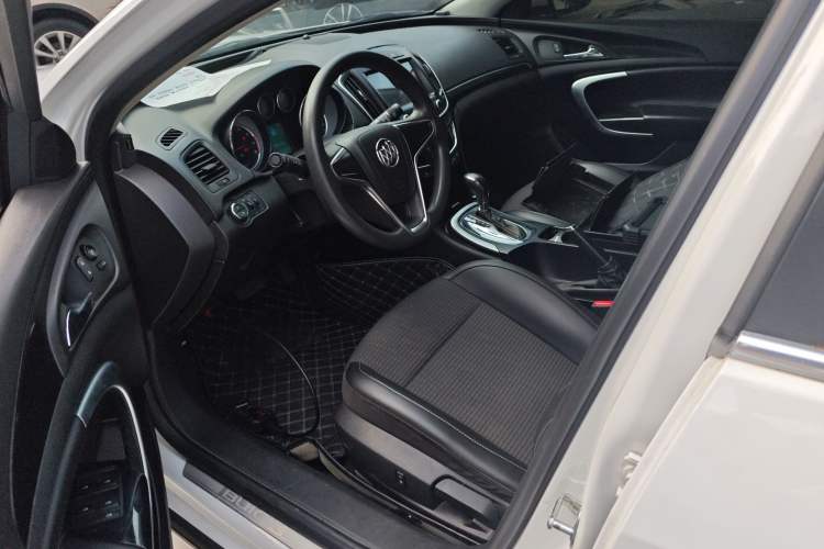 Used Buick Regal 2015 1.6T Leading Technology Model
