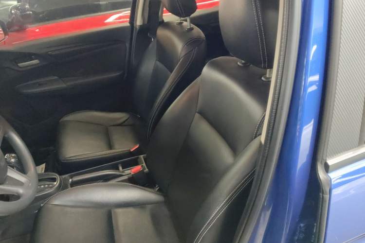 Used Honda Fit 2016 1.5L LXS CVT Comfort Sunroof Version