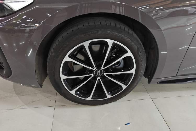 Used Audi A5L 2026 2.0T Sport
