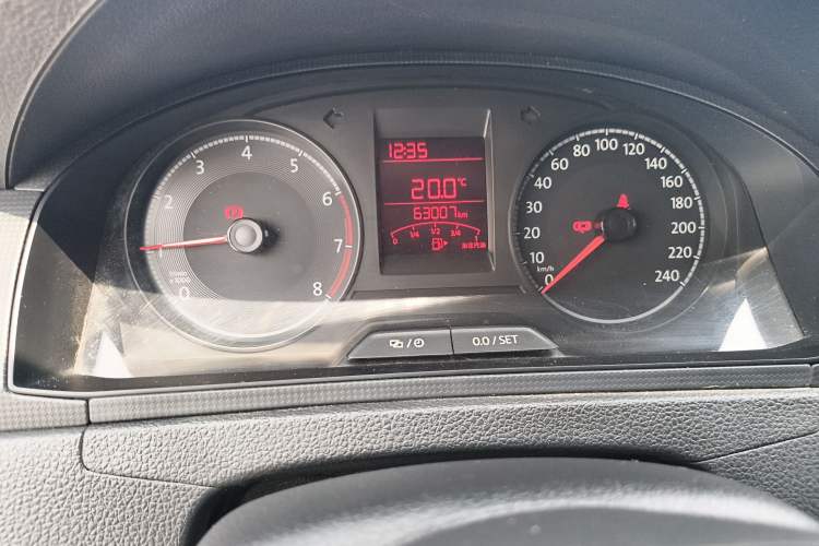 Used Volkswagen Santana 2016 1.4L Manual Fashion Edition Instrument Cluster