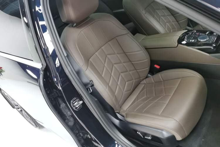 Used BMW 5 Series 2024 530Li Luxury Edition M Sport Package