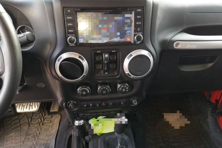 Used Jeep Wrangler 2015 3.0L Sahara Four-Door Comfort Edition
