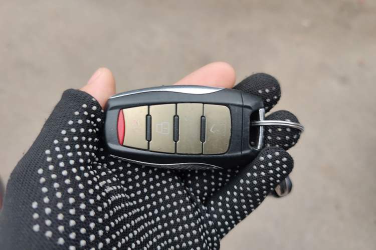 Used Haval H8 2017 2.0T Gasoline Two-Wheel Drive Smart Edition