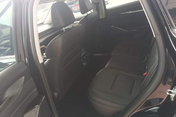 Used Haval H6 2022 3rd Generation 1.5T Automatic Two-Wheel Drive Max Left Rear Seat