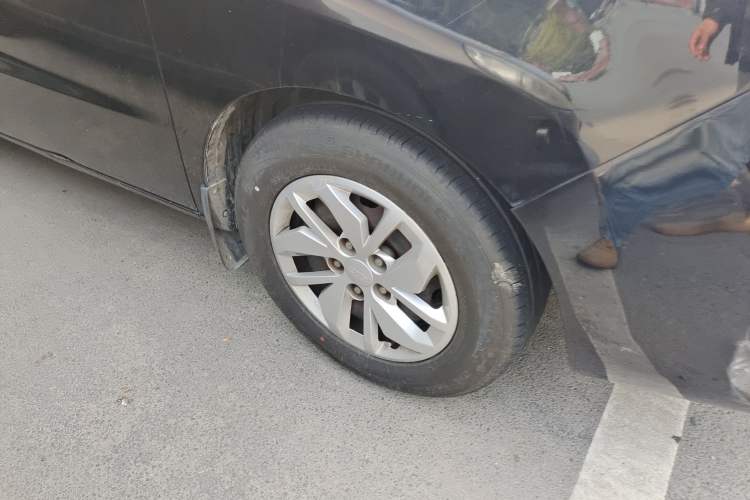 Used JAC Refine M4 2019 Joyful Series 2.0L Manual Comfort Model China V Standard