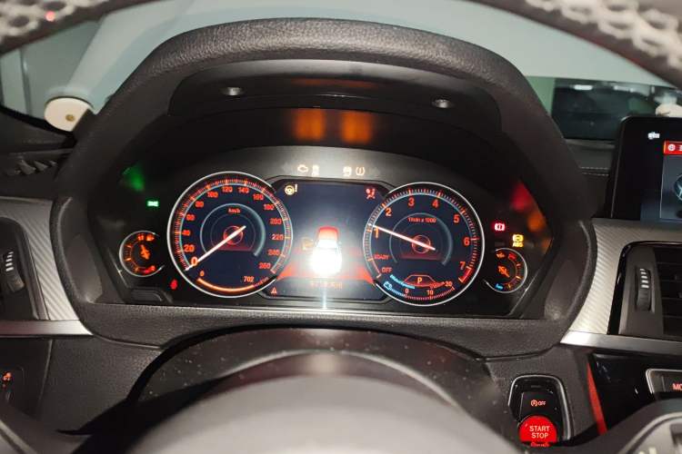 Used BMW 3 Series 2019 320i M Sport Night Edition Instrument Cluster