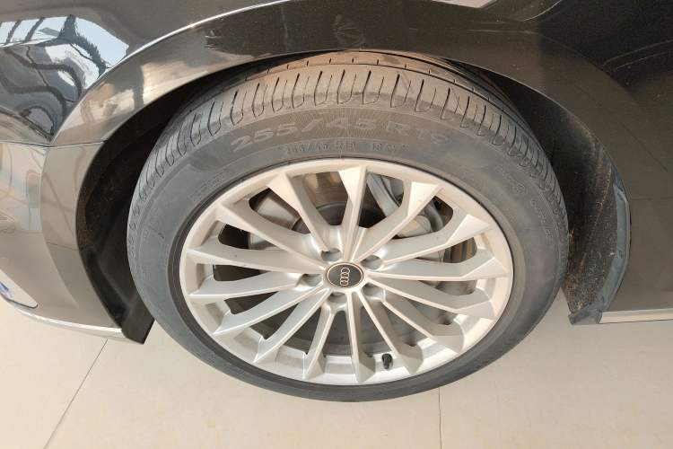 Used Audi A8 2022 A8L 50 TFSI quattro Comfort Edition Collector's Model