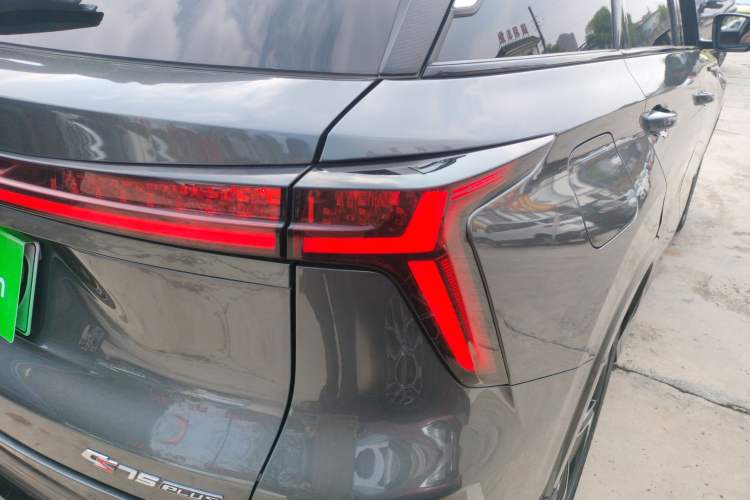 Used Changan CS75 PLUS iDD 2023 ZhiDian iDD Smart Leading Model
