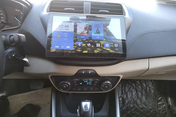 Used Ford Escort 2015 1.5L Automatic Fashion Model