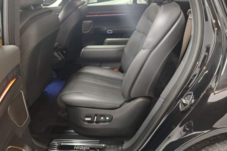 Used Nio ES8 2023 75 kWh Left Rear Seat