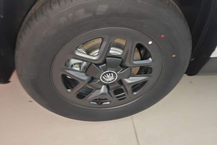 Used BYD Qin PLUS  Right Rear Wheel Hub