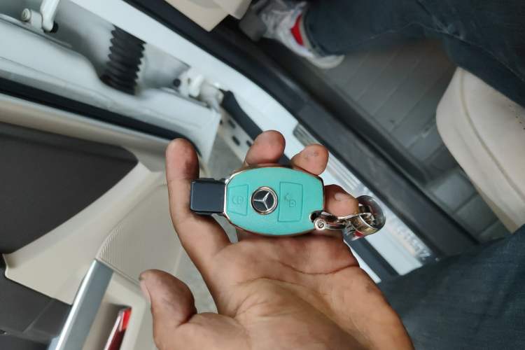 Used Mercedes-Benz GLK-Class 2014 GLK 260 4MATIC Dynamic Model Vehicle Key