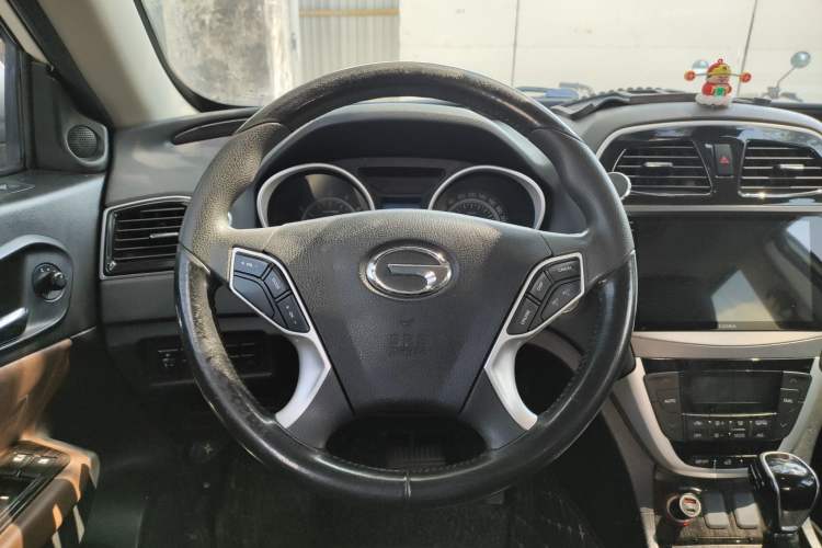Used GAC Trumpchi GS5 Super 2015 1.8T Automatic Two-Wheel Drive Luxury Edition