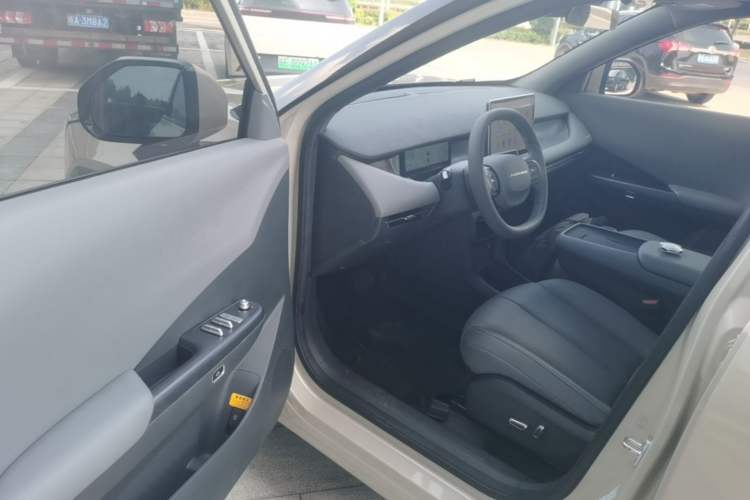 Used Dongfeng NAMMI 06 2025 471 Ultra