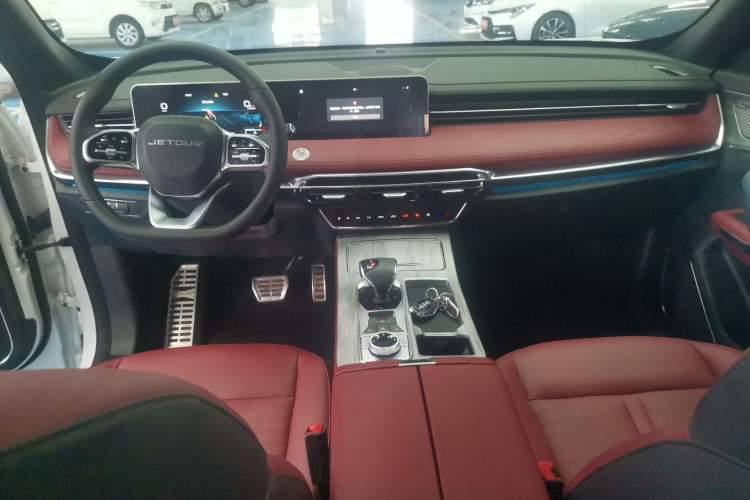 Used JETOUR X70 PRO 2023 1.5T DCT Comfort Edition 7-Seater
