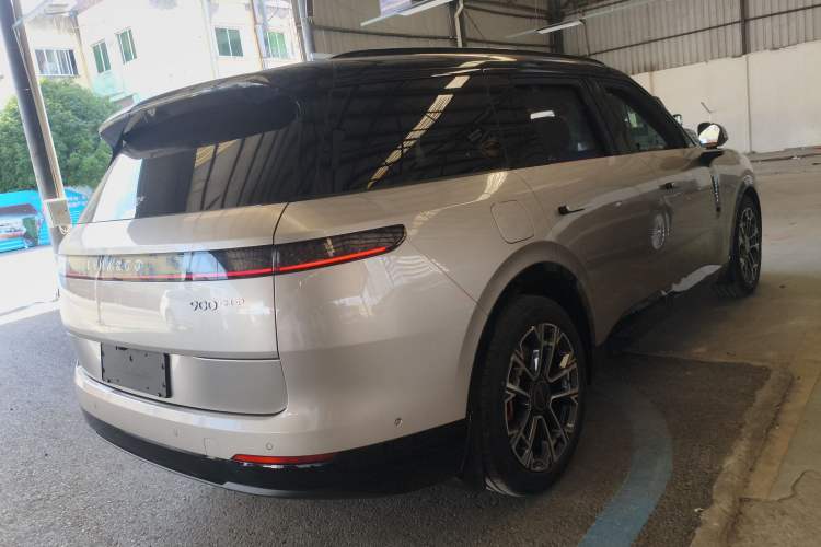 Used Lynk & Co 900 2025 2.0T Ultra