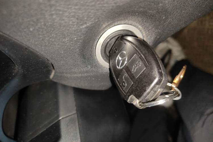 Used Mercedes-Benz Vito 2016 2.0T Business Edition
