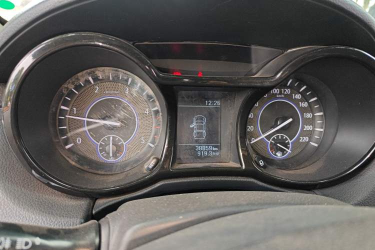 Used JMC Baodian 2020 2.5T Diesel Two-Wheel Drive Comfort Edition Long Wheelbase JX4D25A6L