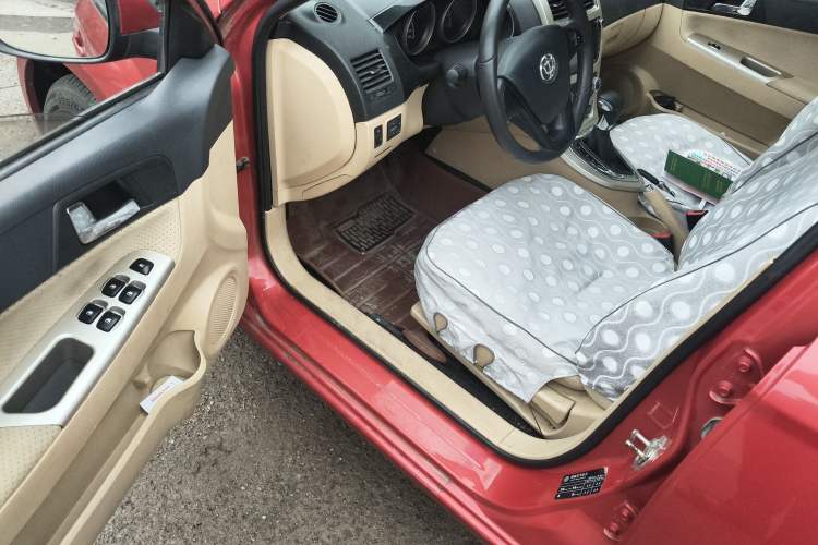 Used Brilliance H330 2013 1.5L Automatic Luxury Model
