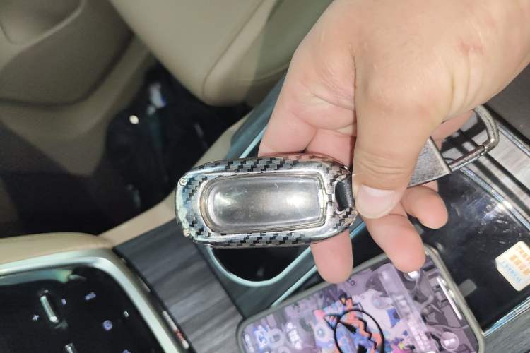 Used Buick GL8 2021 ES Land Cruiser 653T Luxury Edition Vehicle Key