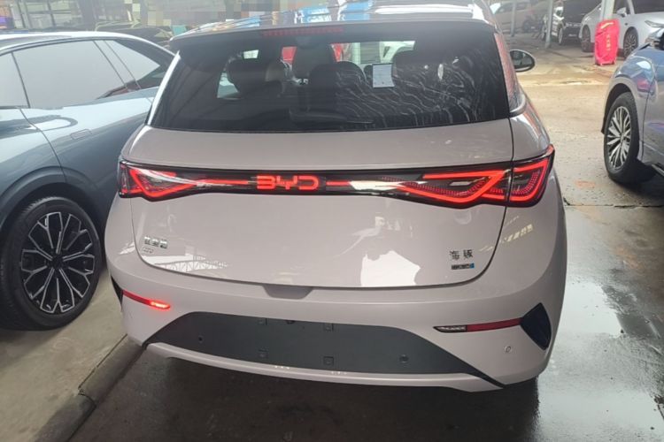 Used BYD Dolphin 2025 Intelligent Driving Version 410 km Fashion Edition