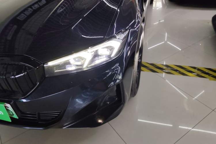 Used BMW i3 2022 eDrive 35 L
