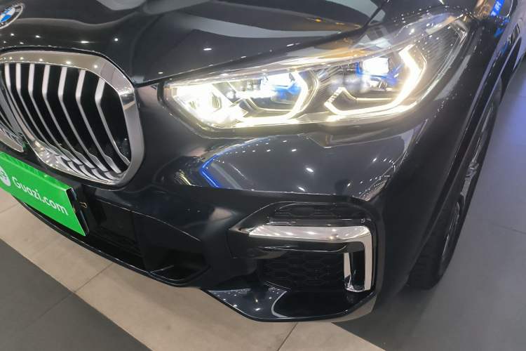 Used BMW X5 2022 Restyled xDrive 30Li Luxury Version M Sport Package Left Front Headlight