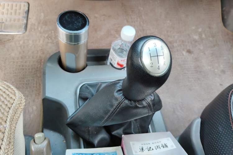 Used FORTHING Lingzhi 2014 M3 1.6L 7-Seater Comfort Model
