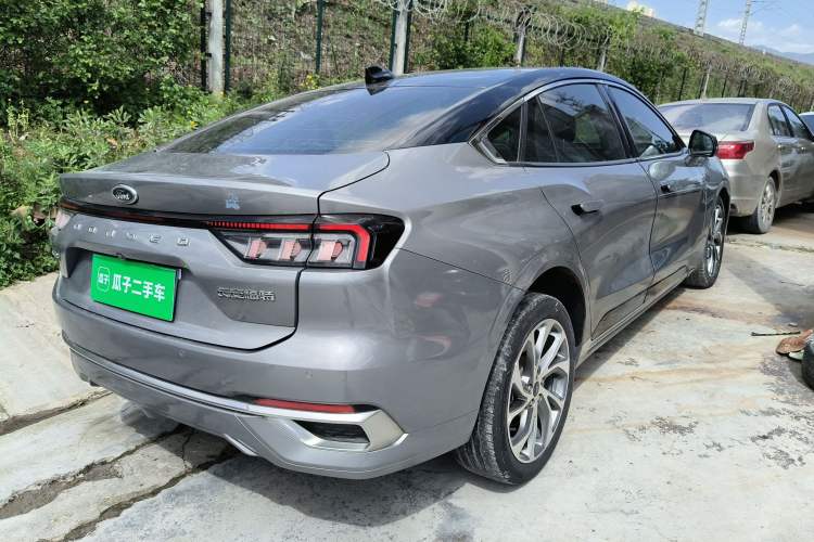 Used Ford Mondeo 2022 EcoBoost 245 Ultimate Model
