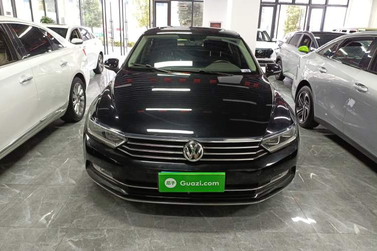 Used Volkswagen Magotan 2018 Facelift 380TSI DSG Luxury Version
