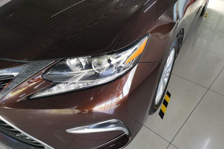 Used Lexus ES 2015 200 Elite Edition
