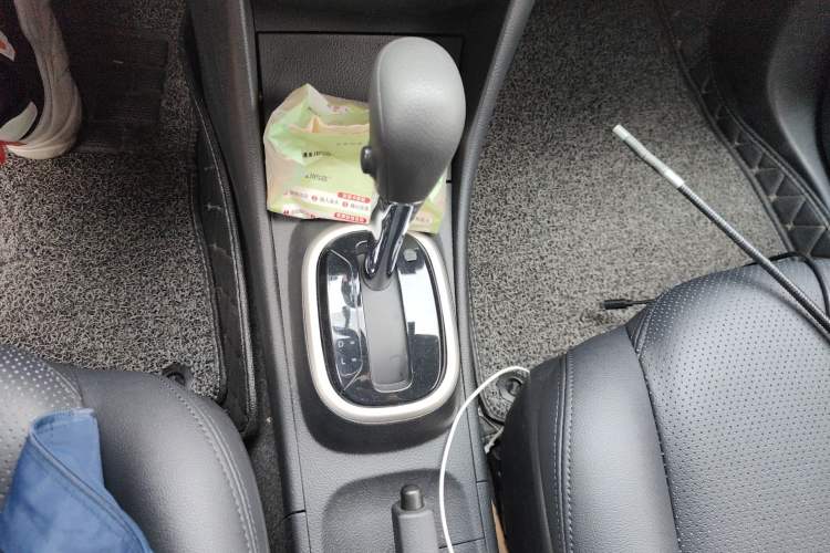 Used Nissan Sylphy 2018 Classic 1.6XE+ CVT Leading Edition Gear Lever