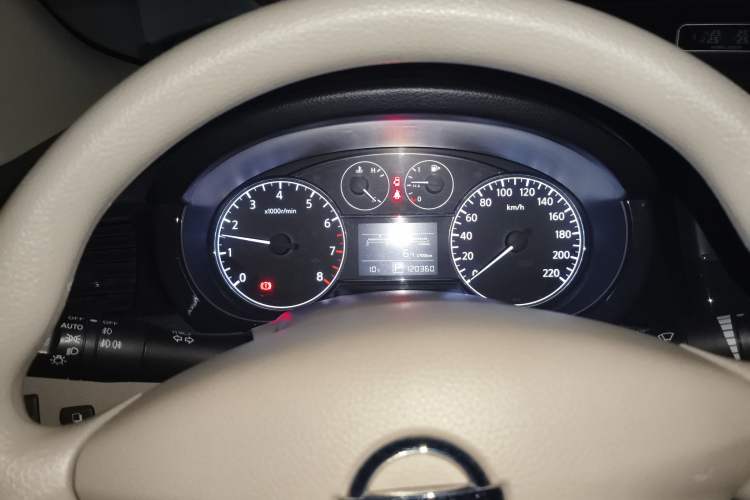 Used Nissan Tiida 2011 1.6L CVT Comfort Model