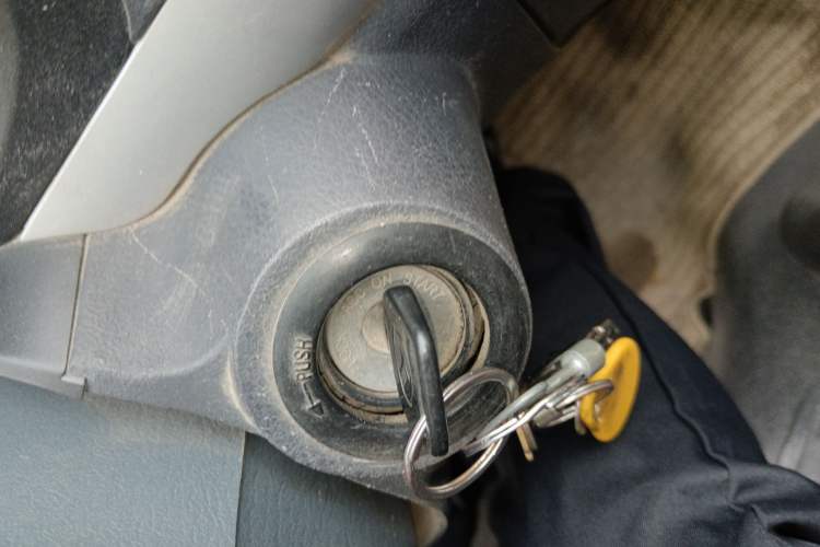 Used King Long Golden Way 2018 2.0L Business Series 4G20