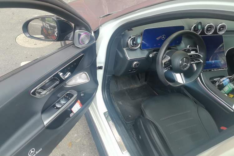 Used Mercedes-Benz C-Class 2024 Restyled C 260 L Sport Edition Driver Seat