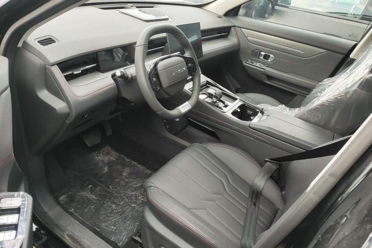 Used JETOUR Dashing 2025 1.5T DCT Ultimate Edition