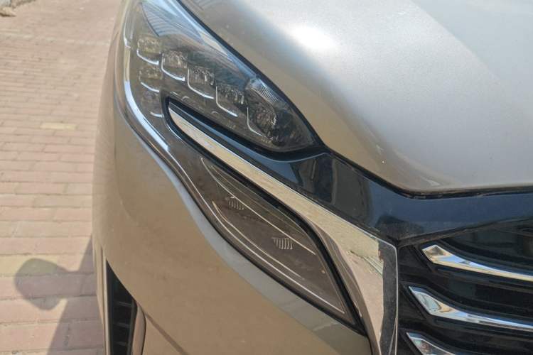 Used Buick GL8 2023 ES Lu Zun Deluxe Model