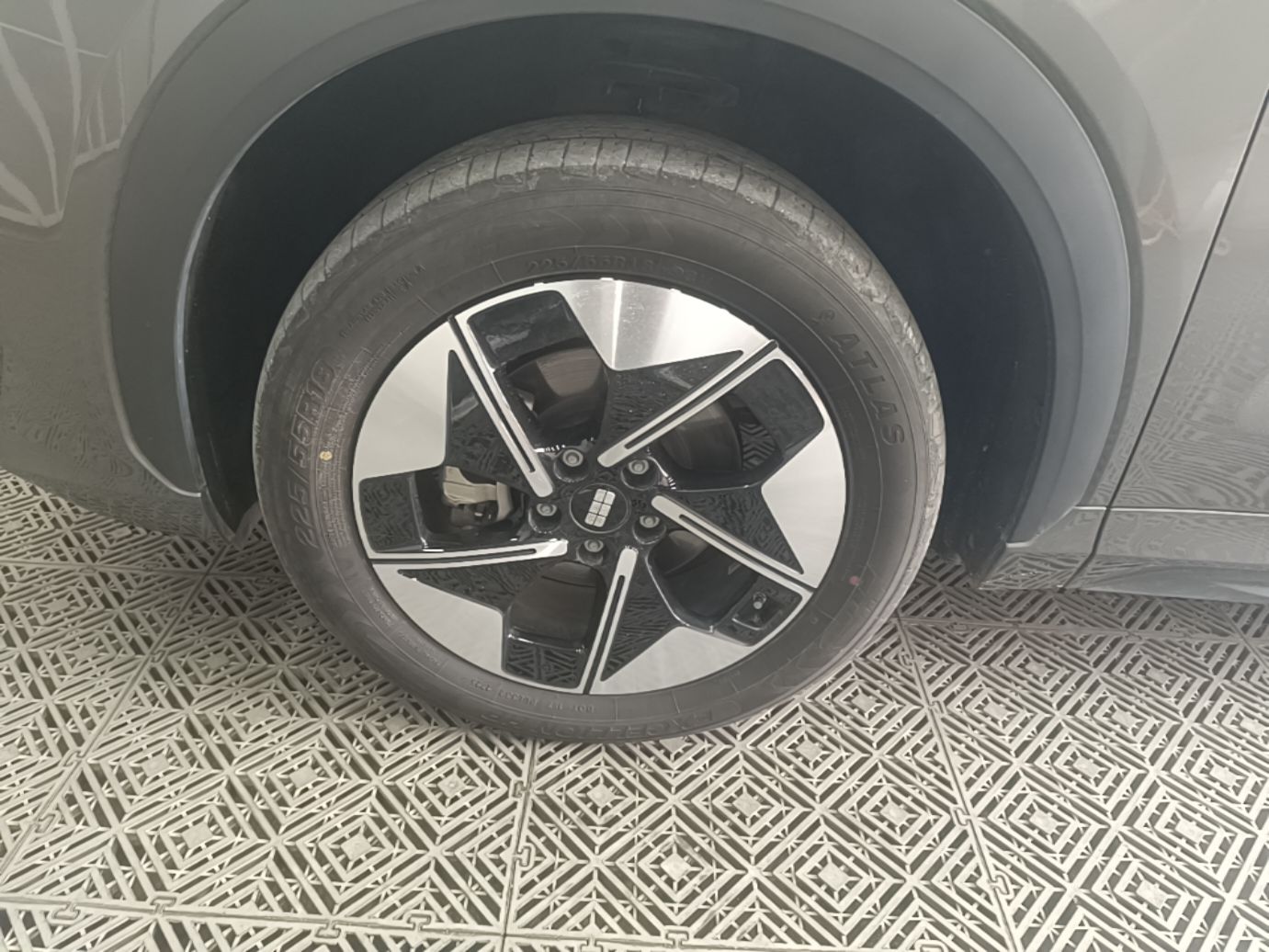 Geely Galaxy E5 2026 Model 610km Exploration+ Edition — снимка 10
