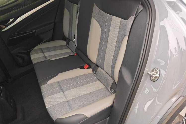 Used Volkswagen ID.4 CROZZ 2025 Pure Edition
