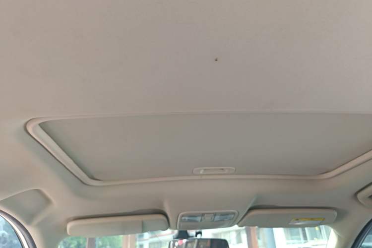 Used Dongfeng Fengon 580 2017 1.5T CVT Luxury Model Headliner