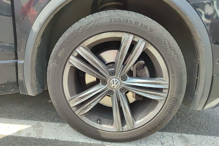 Used Volkswagen Tiguan 2018 330TSI Four-Wheel Drive High-End Model Right Front Wheel Hub