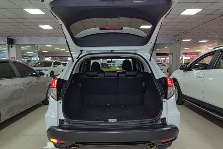 Used Honda Vezel 2020 220 TURBO CVT Elite Edition