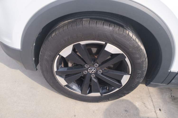 Used Volkswagen Tacqua 2021 1.5L Automatic Yue Zhi Lian Edition Left Front Wheel Hub