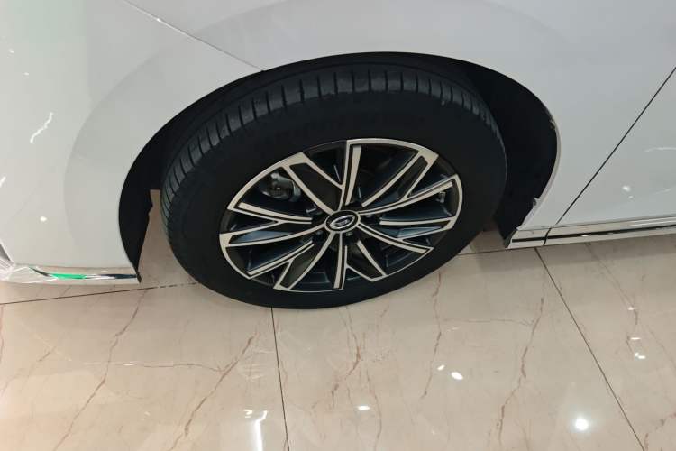 Used GAC Trumpchi M8 2024 Master Series 400T Prestige Edition
