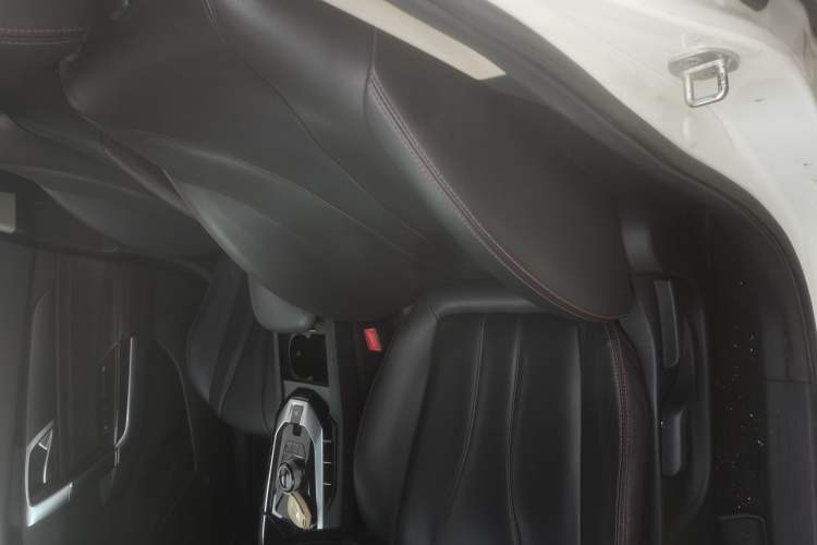 Used BAIC Beijing EU5 2018 R500 Smart Wind Edition