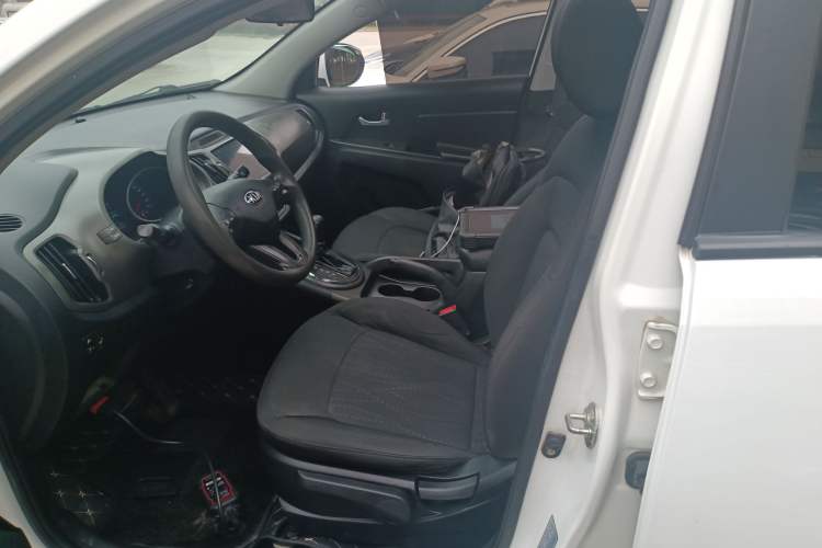 Used Kia Sportage R 2015 2.0L Automatic Two-Wheel Drive GL
