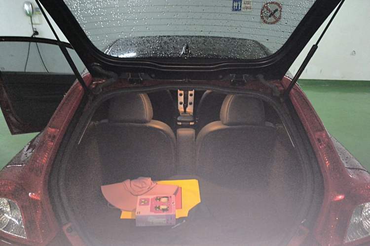 Used Volvo C30 2011 2.0 Zhiya Edition
