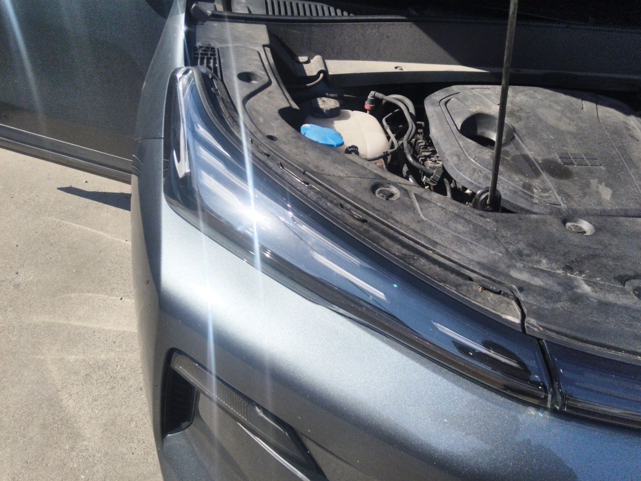 Geely Galaxy Xingjian 7 EM-i 2025 120km Launch+ Version — снимка 7